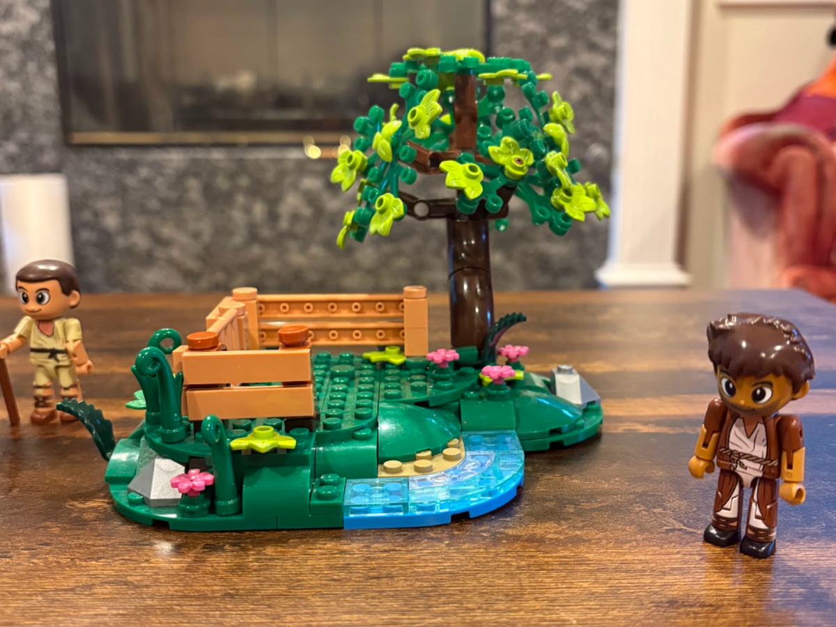 Jesus and the Lost Sheep building set